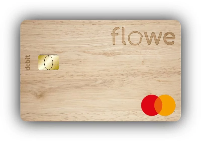 Carta di debito di legno - Credits: flowe.com